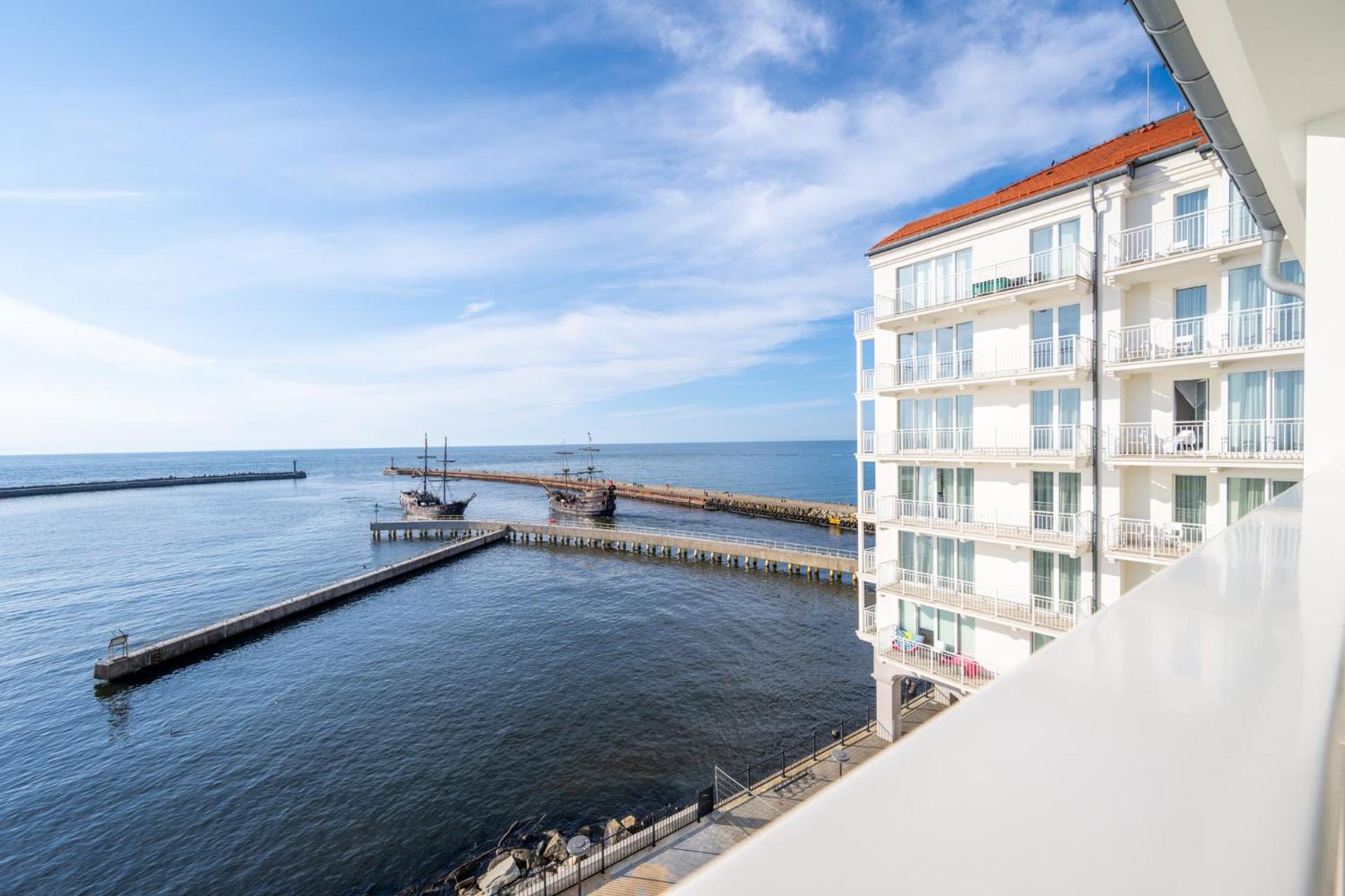 Sea Collection By Marina Royale Aparthotel Ujście-Darłowskie Εξωτερικό φωτογραφία