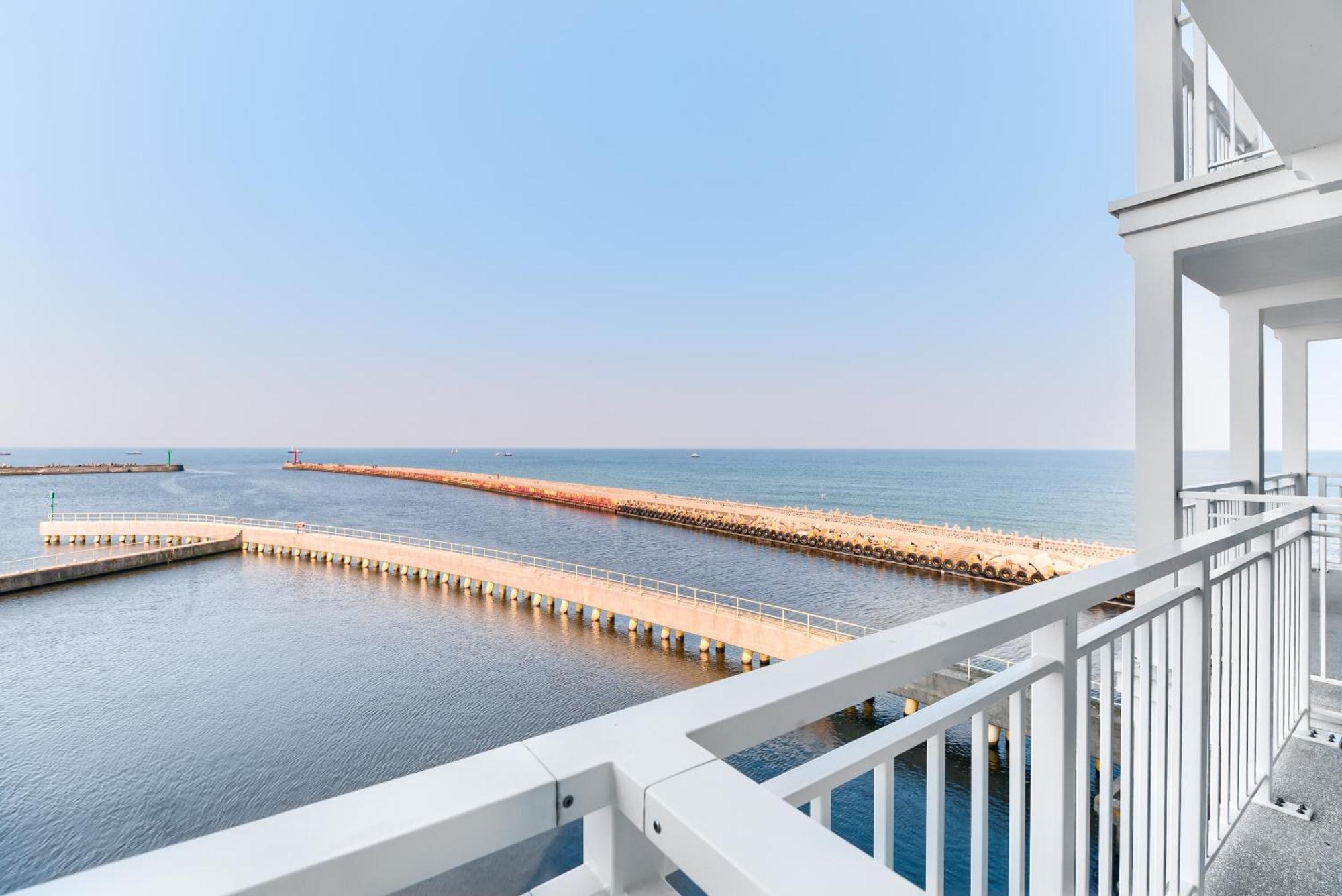 Sea Collection By Marina Royale Aparthotel Ujście-Darłowskie Εξωτερικό φωτογραφία