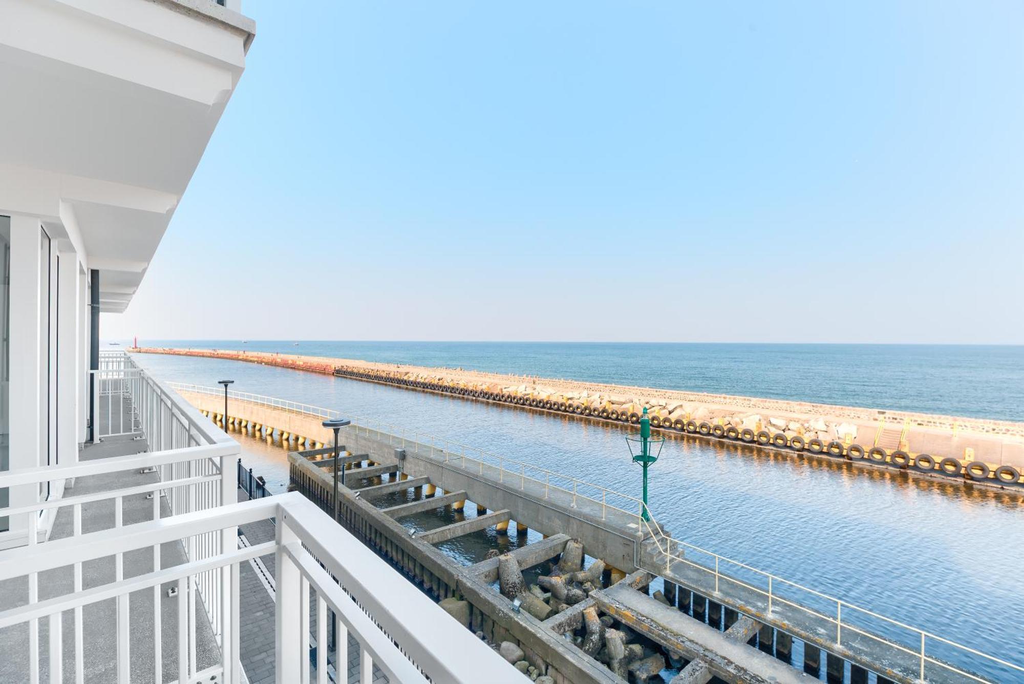 Sea Collection By Marina Royale Aparthotel Ujście-Darłowskie Εξωτερικό φωτογραφία